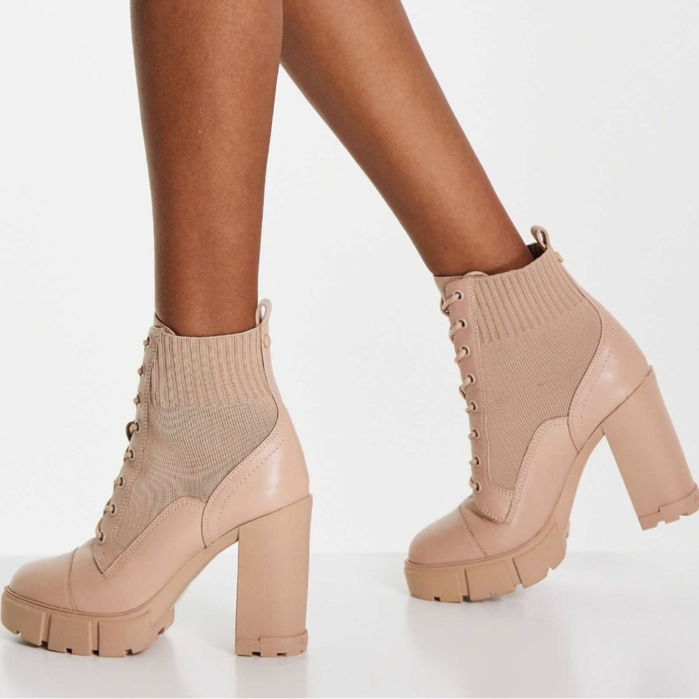 NWT/NIB- ALDO- SZ 10US- REBEL LACE-UP HEELED BOOTS in BONE KNIT - Picture 3 of 5